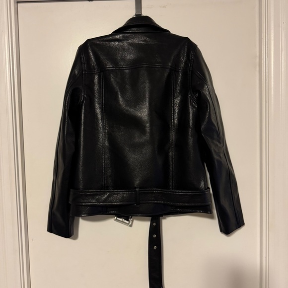 Old Navy Black faux Leather Jacket - Picture 9 of 9